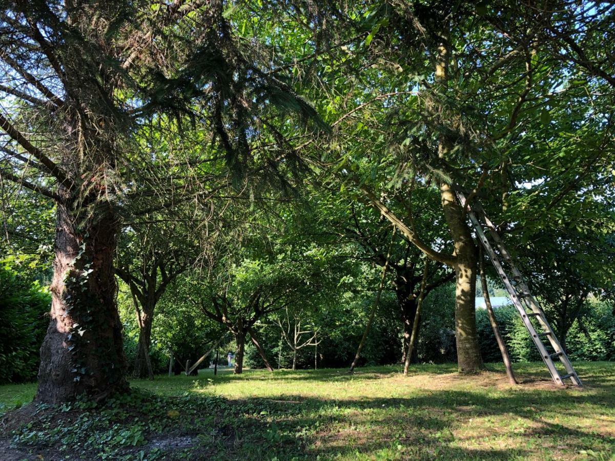 Сasa de vacaciones Aux Lettres Du Lavoir La Rivière-Saint-Sauveur