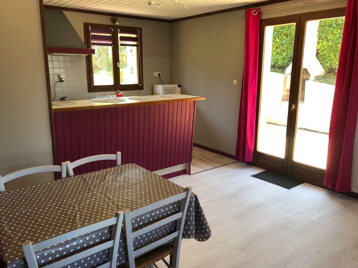 Aux Lettres Du Lavoir Сasa de vacaciones *